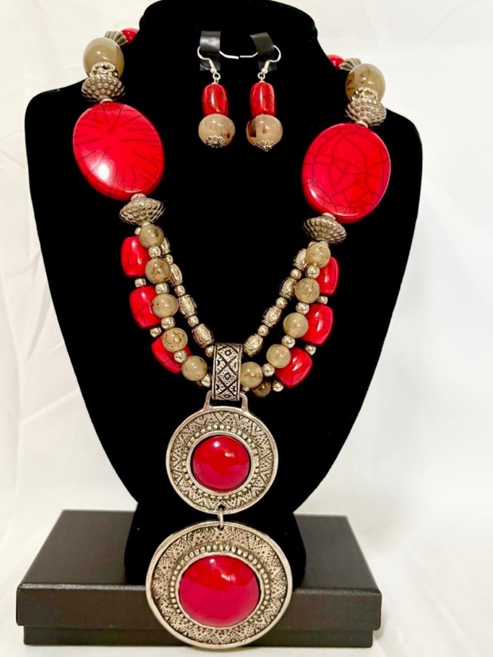 Handmade Big pendant long necklace set